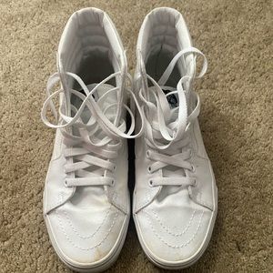 They a little dirty but still in good condition